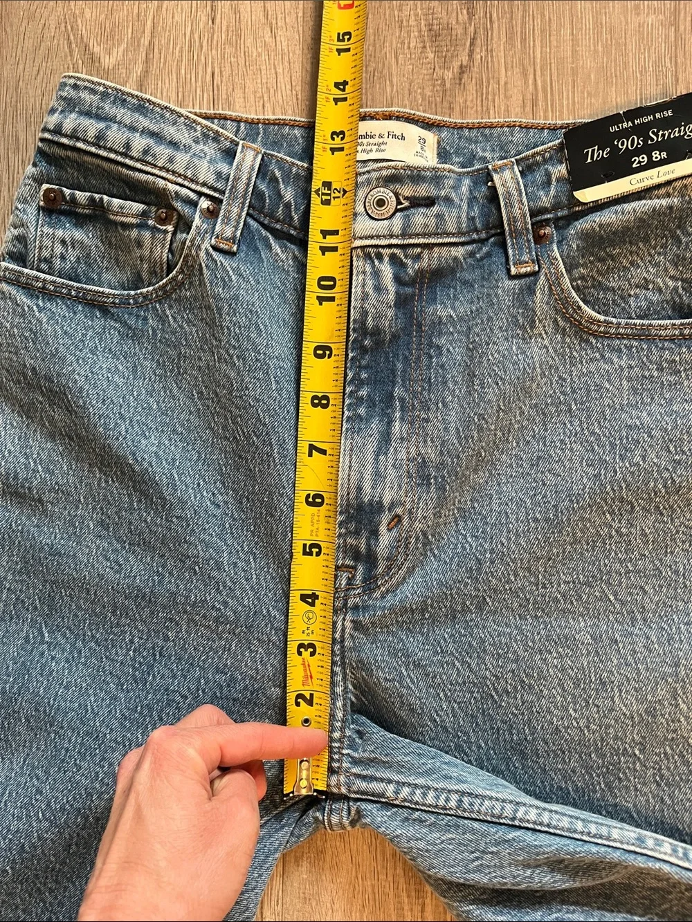Abercrombie & Fitch 12" Ultra High Rise '90s Straight Leg Blue Jeans. 29 8r - Picture 3 of 12